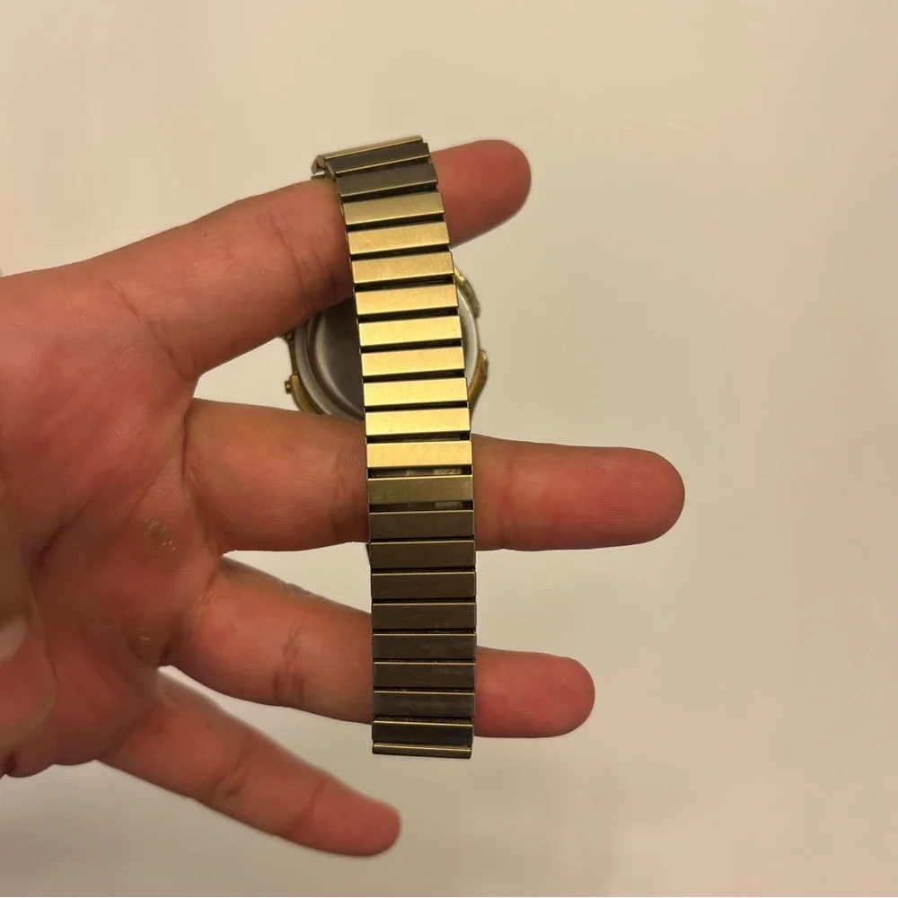 Timex Digital Goldtone Expansion Watch Alarm‎ Indiglo Chrono New Battery 6.5”